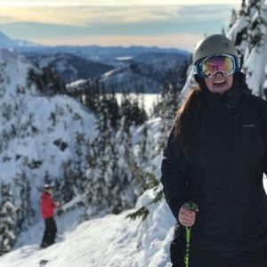 Meet your Posher, Stephanie